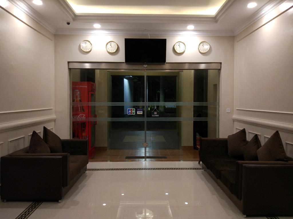 Ruby Garden Hotel Янгон Экстерьер фото