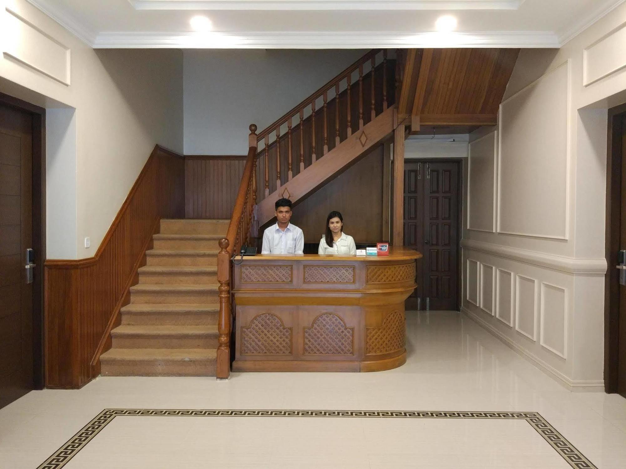 Ruby Garden Hotel Янгон Экстерьер фото