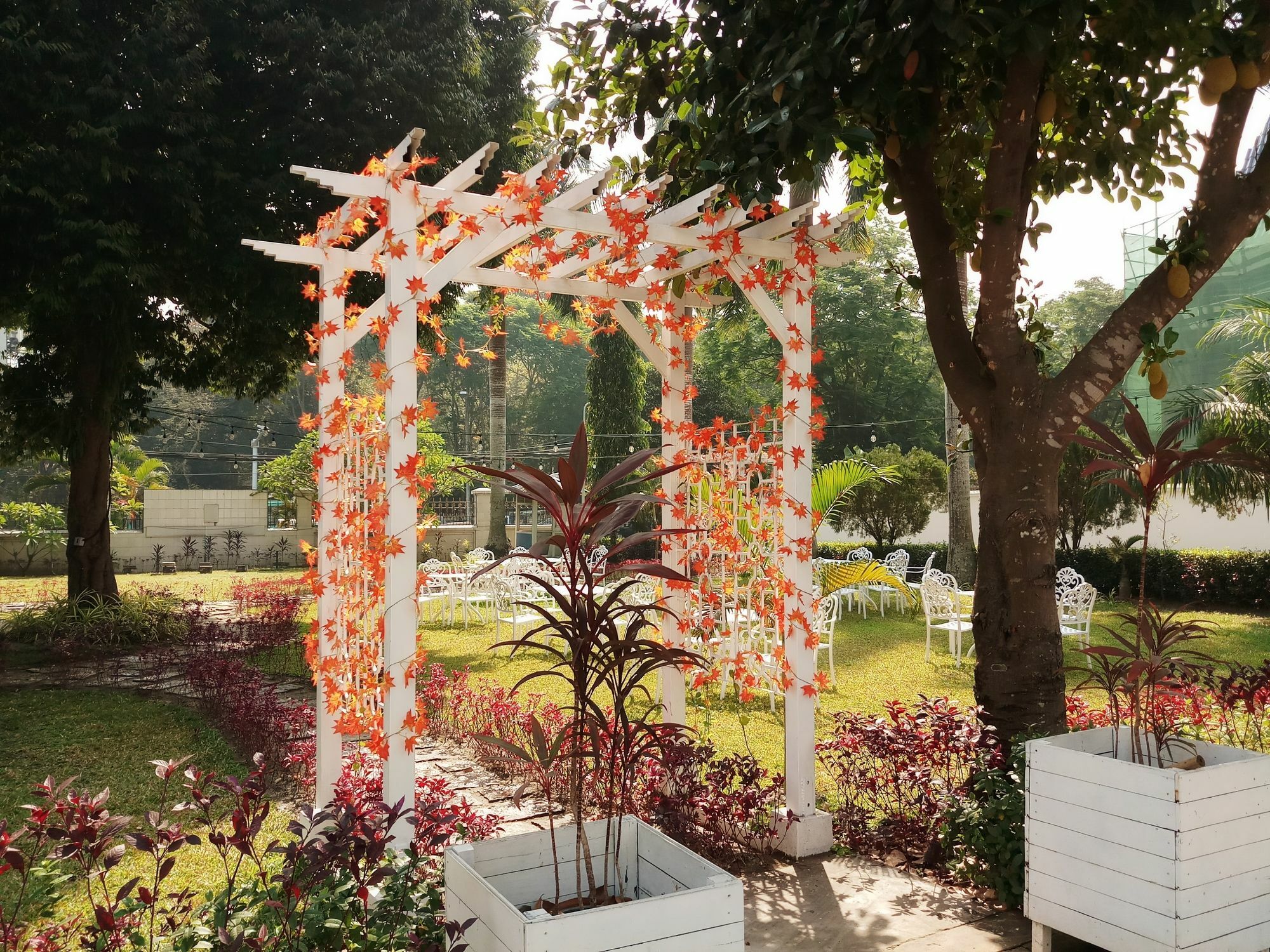 Ruby Garden Hotel Янгон Экстерьер фото
